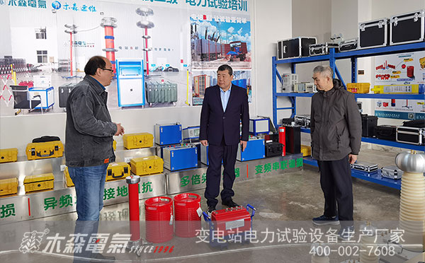 社省委科技部部長郭盾一行調研考察木森電氣生產(chǎn)線